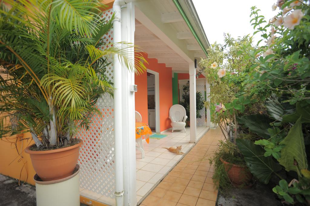 Au Domaine Des Bougainvilliers Villa Sainte-Rose Eksteriør billede